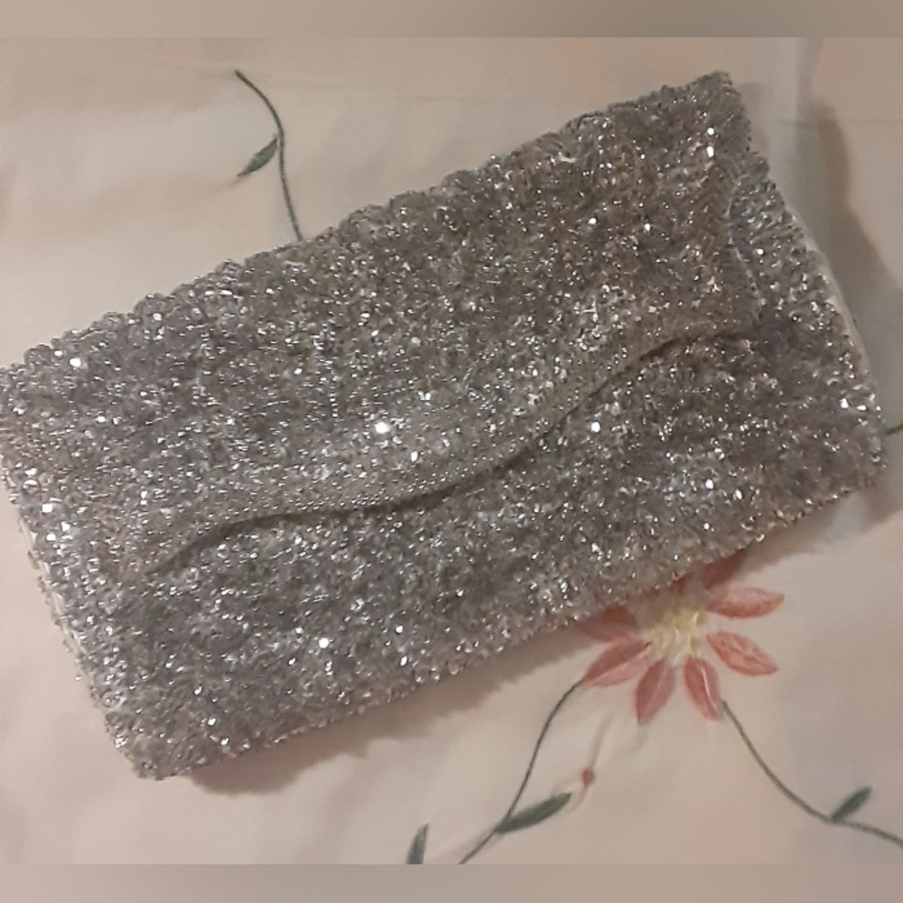 Vintage SILVER Beaded SEQUINS CLUTCH c1970-80